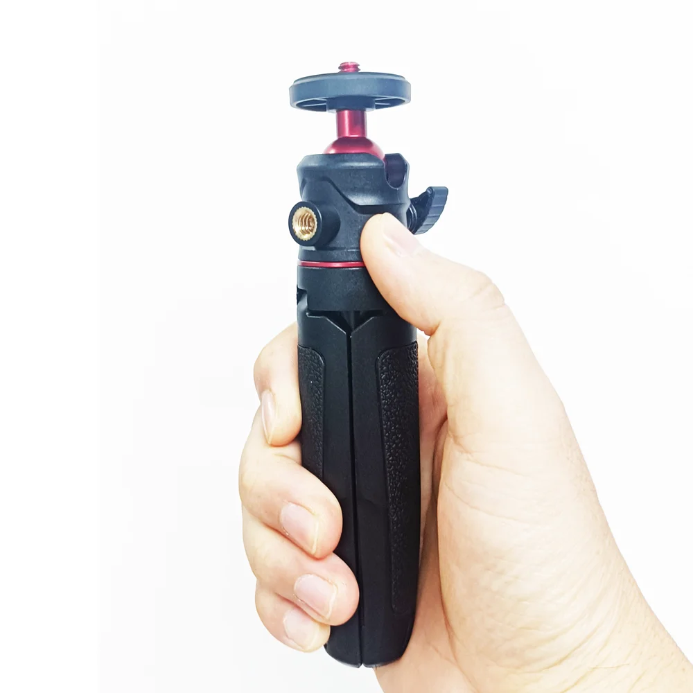 Portable Mini Desktop Extensio - огляд і ціна Photography Grip Insta360 X5